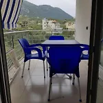 Sea Retreat *