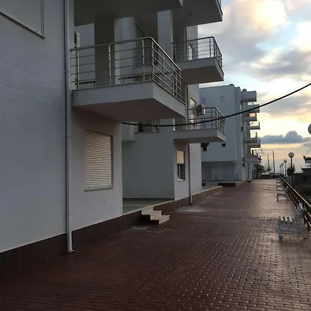 Apartment Sea Retreat